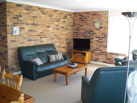 Mainsail 10 17 Owen Street - Tourism Cairns 4