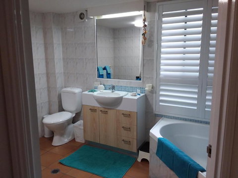 Jackies Holiday Apartment - Tourism Cairns 6