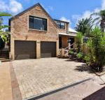 Salt Wood Cabin style retreat - Tourism Cairns