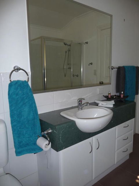 Shepp Central Apartment - Tourism Cairns 1