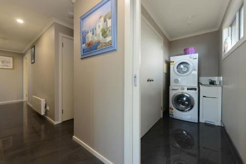 Jacks Nest - Tourism Cairns 1