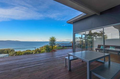 Jacks Nest - Tourism Cairns 0