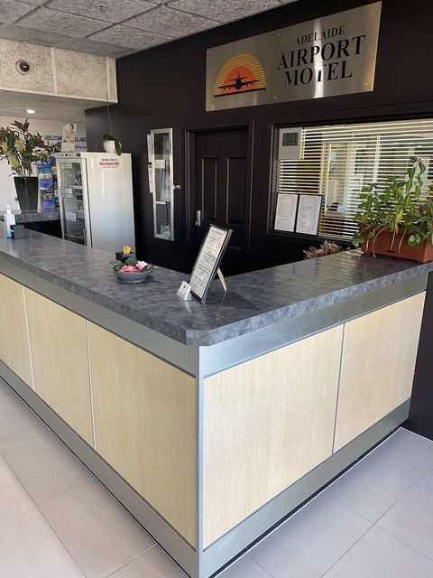 Adelaide Airport Motel - Tourism Cairns 1