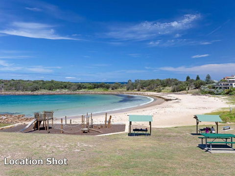 Ultimate Beach House 19a Graham Street Views Peace & Quiet - Tourism Cairns 1