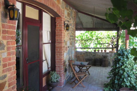 Marananga Cottages - Tourism Cairns 1