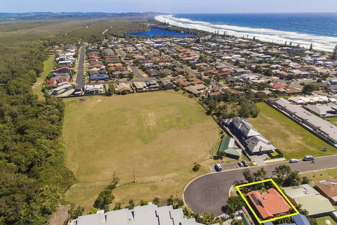 SECRET GARDEN WiFi Netflix Pet Friendly - Tourism Cairns 2