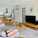 WHITSUNDAY Brand New Townhouse Close To Boardwalk - Tourism Cairns 1