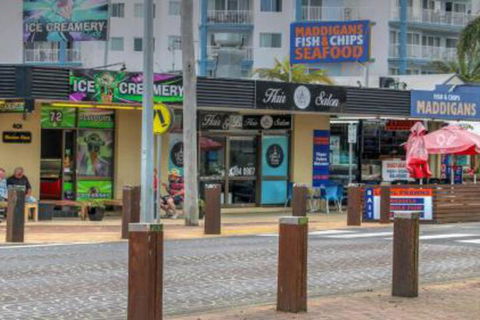 Jade Waters Hervey Bay - Tourism Cairns 4