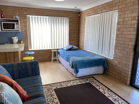 NARRAWALLEE RETREAT - Tourism Cairns 2
