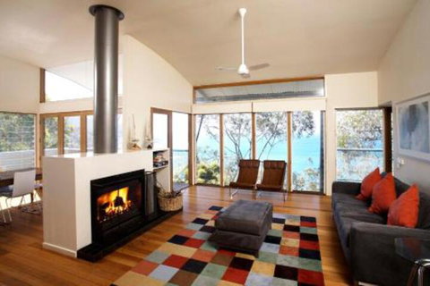 Wye View Architecturally Designed Stunning Views - Tourism Cairns 0