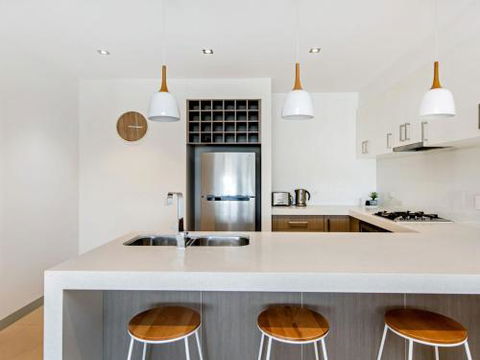 NORTH POINT RETREAT MORNINGTON - Tourism Cairns 6