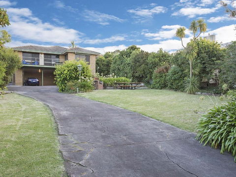 ROANJOKA DROMANA.... - Tourism Cairns 1