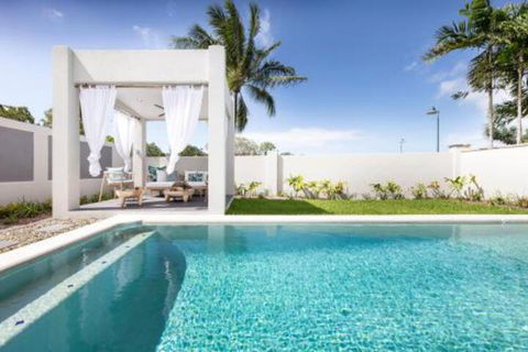 WINDFALL In PALM COVE - Tourism Cairns 0