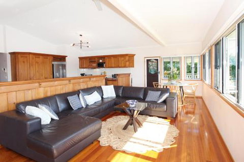 Campbell 7 Studio - Tourism Cairns 3