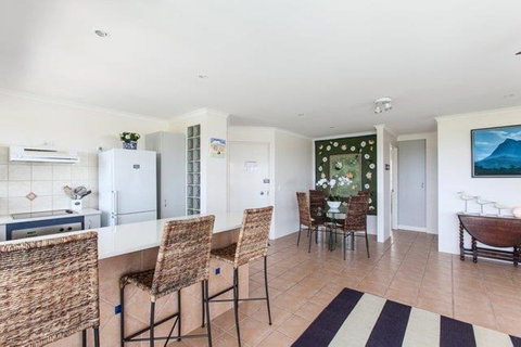 Home Away From Home With Sweeping Ocean Views Unit 12 60 Peregian Esplanade - Tourism Cairns 1