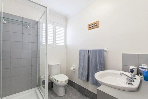 Home Away From Home With Sweeping Ocean Views Unit 12 60 Peregian Esplanade - Tourism Cairns 2