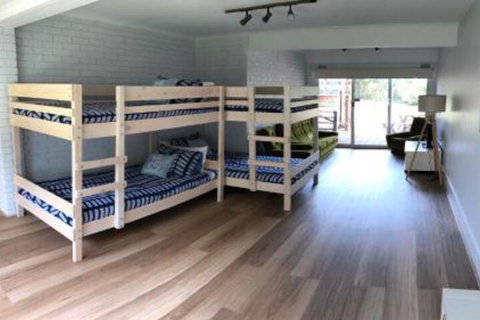 HIP NAUTIC 100 Metres To Beach - Tourism Cairns 0