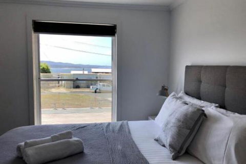 BINALONG BRAE At Bay Of Fires Two Bedroom Both With Ensuites - Tourism Cairns 5