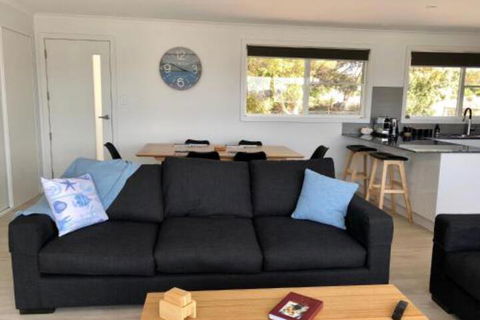 BINALONG BRAE At Bay Of Fires Two Bedroom Both With Ensuites - Tourism Cairns 6