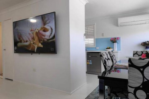 Warilla Sands - Tourism Cairns 5