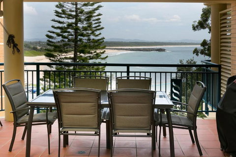 Whitesands Unit 402 34 38 North Street - Tourism Cairns 2