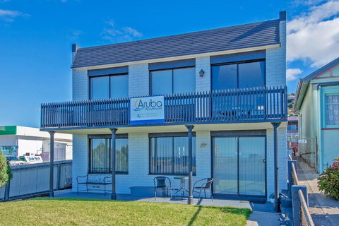 Aruba Apartments - Tourism Cairns 5