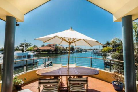 A Mariners Place BEST Location In Town! - Tourism Cairns 3