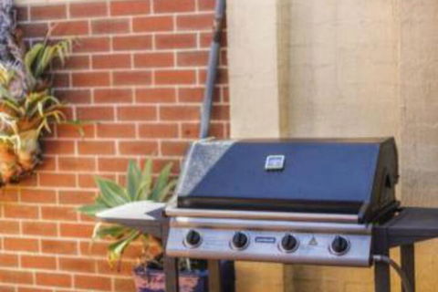 A Mariners Place BEST Location In Town! - Tourism Cairns 0