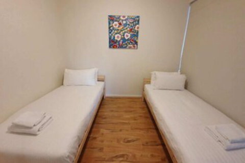 Stunning Two-storey Apartment In Perth's CBD - Tourism Cairns 0