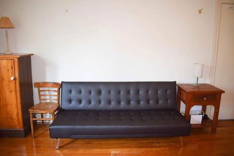 Incredible Location One Bedroom Apartment - Tourism Cairns 1