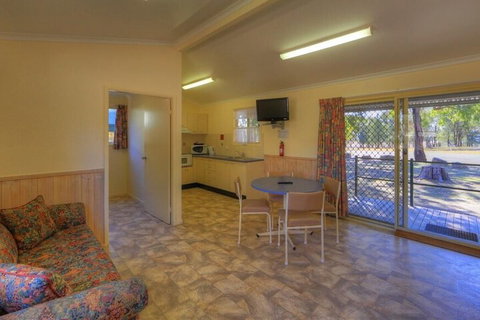 Reflections Holiday Parks Copeton Waters - Tourism Cairns 4