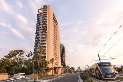 Oaks Gold Coast Hotel - Tourism Cairns 3