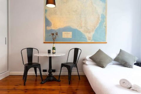 Le Studio At Potts Point - Tourism Cairns 0