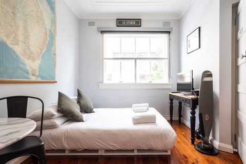 Le Studio At Potts Point - Tourism Cairns 4
