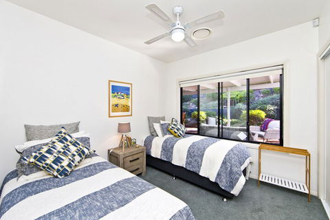 Wanda Point House - Tourism Cairns 3