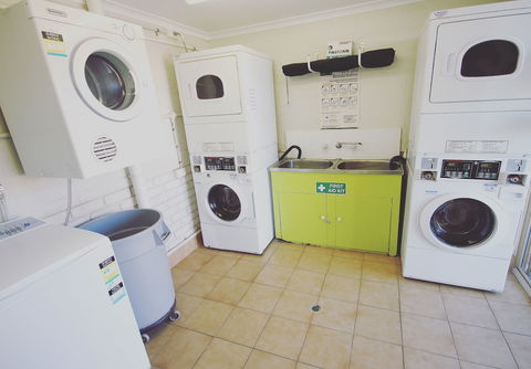 Geraldton's Ocean West - Tourism Cairns 4