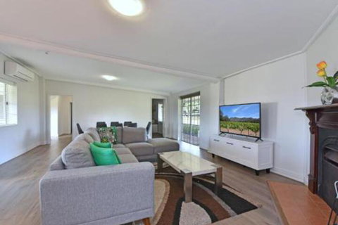 Malolo Park Farmstay In The Watagans Serenity - Tourism Cairns 4