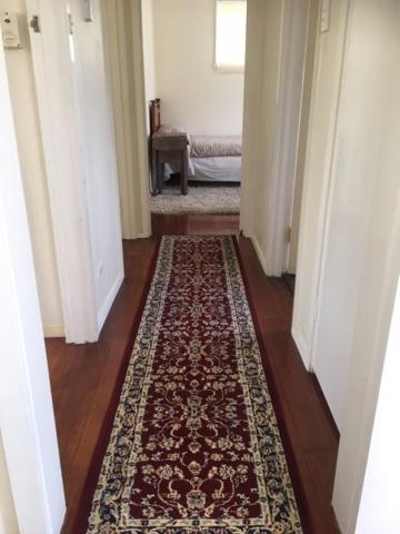 Holiday Home Close To Train Station - Tourism Cairns 5