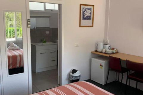 Mount Beauty Motor Inn - Tourism Cairns 7
