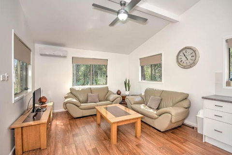 Oakey Creek Private Retreat - Tourism Cairns 3