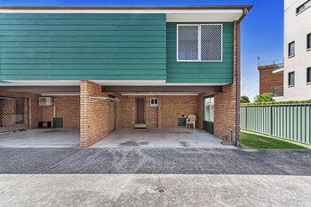 Macadamia Court 6 Nelson Bay - Tourism Cairns 0
