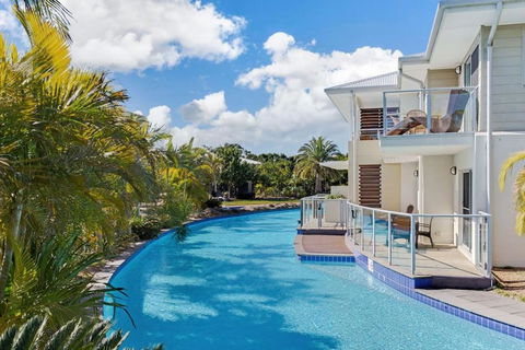 Pacific Blue Pool Spa & More Available In Complex! - Tourism Cairns 4
