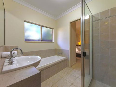 TROPSVILLA At PALM COVE - Tourism Cairns 3