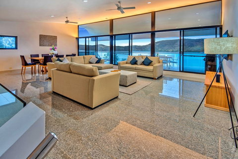 Waves 5 Luxury 3 Bedroom - Tourism Cairns 3
