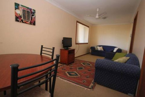 Lakehouse On Oxley - Tourism Cairns 3