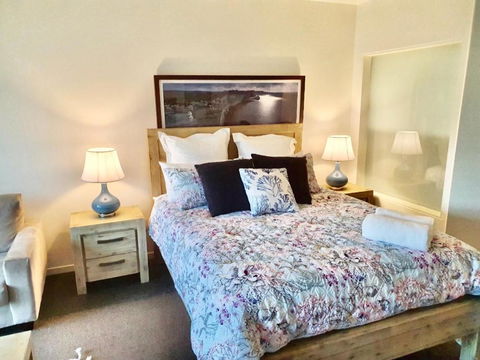 FAMILY ISLAND GETAWAY BEACHFRONT APARTMENT - Tourism Cairns 5