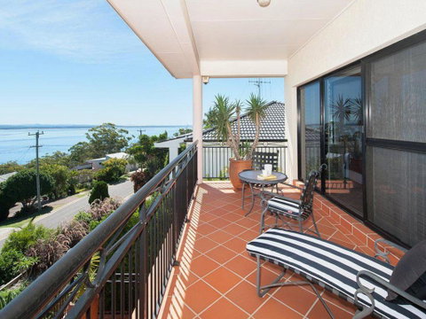La CimaatNelson Bay - Tourism Cairns 5