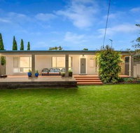 Casual Beachin It Family Getaway with Bungalow on Beachfront - Tourism Cairns