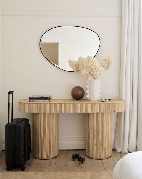 Three Rooms Sydney - Tourism Cairns 4