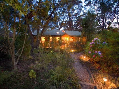 Canyon Cottage - Tourism Cairns 5